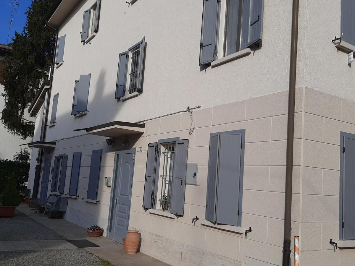 Reggiolacittainvisibile B&B Reggio Emilia Exterior photo